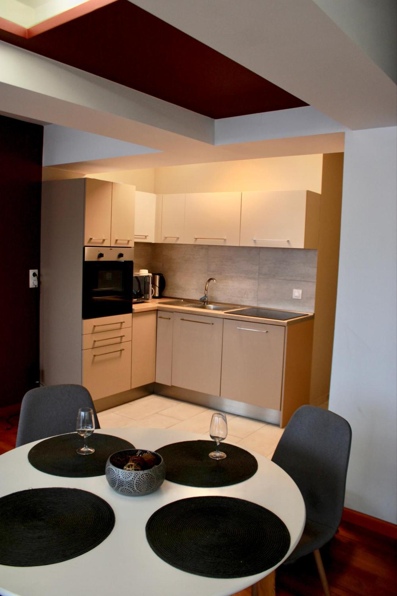 Klapka-Lak Apartman Eger Buitenkant foto